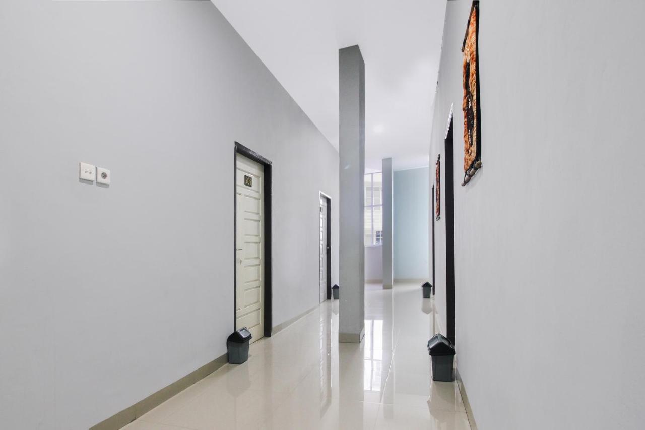 Oyo 2659 B'Rasco Homestay Syariah Duri Екстер'єр фото